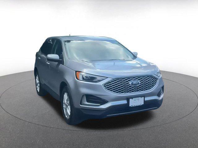used 2024 Ford Edge car, priced at $21,630