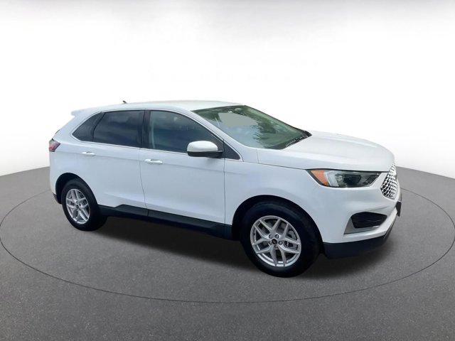 used 2024 Ford Edge car, priced at $24,524