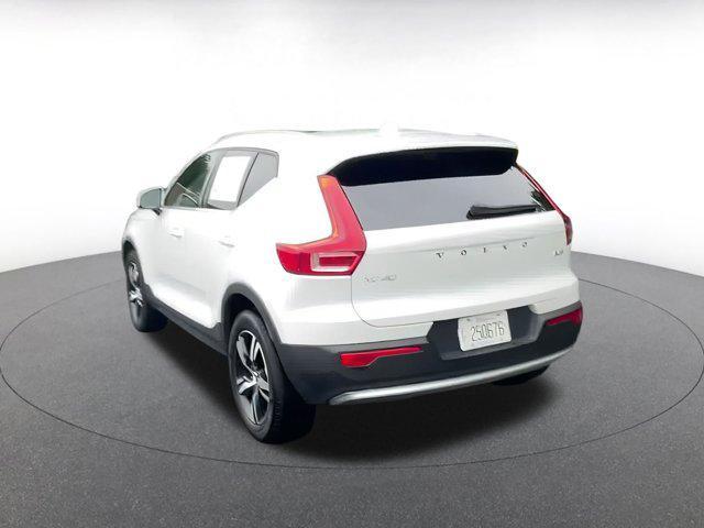 used 2024 Volvo XC40 car, priced at $25,912