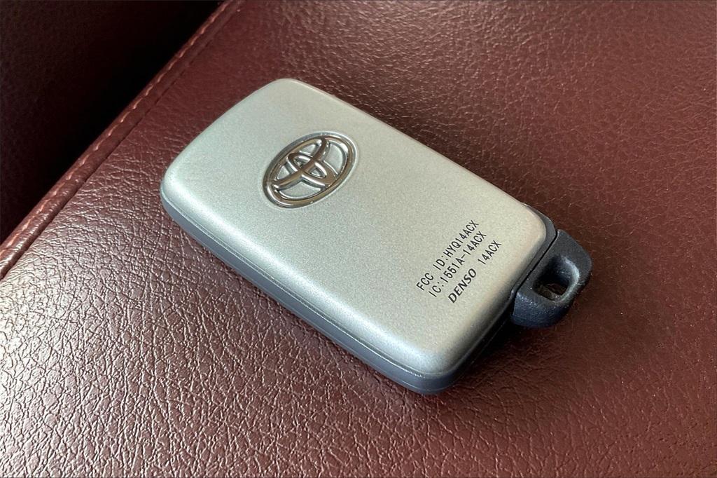 used 2016 Toyota 4Runner car, priced at $29,663
