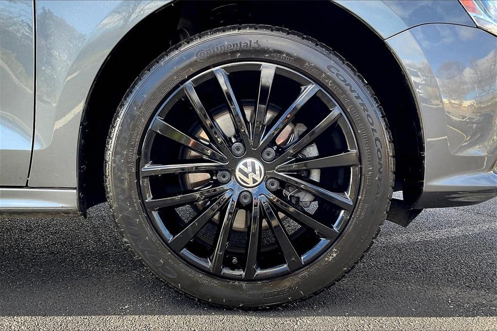 used 2015 Volkswagen Jetta car, priced at $12,477