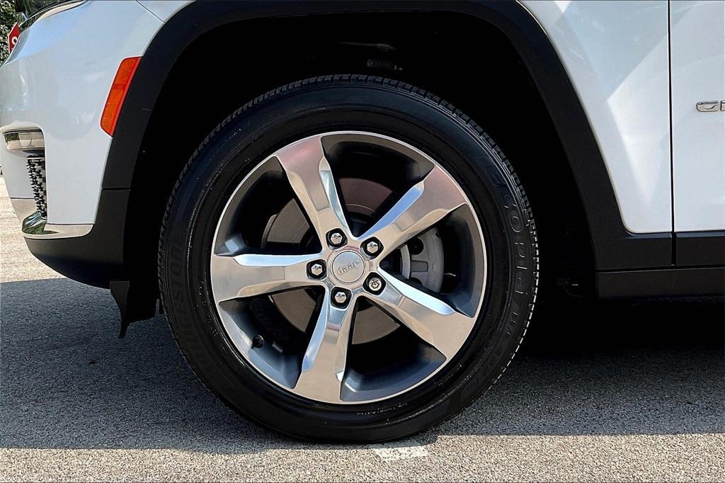 used 2021 Jeep Grand Cherokee L car, priced at $28,583