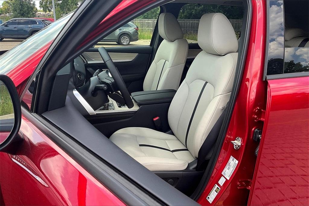 new 2025 Mazda CX-90 car, priced at $39,095