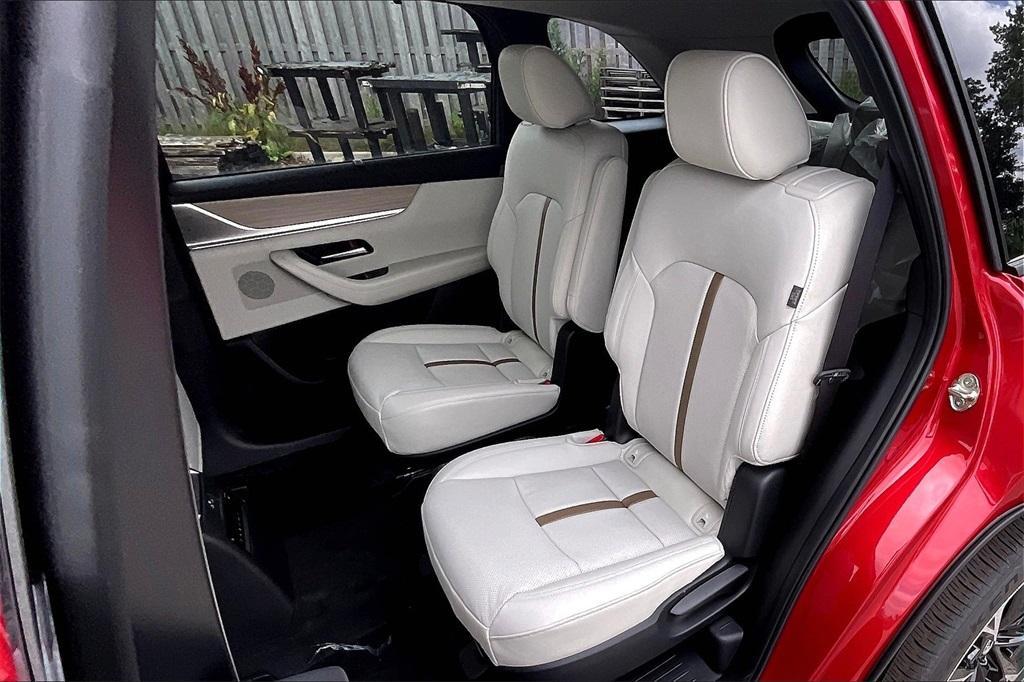 new 2025 Mazda CX-90 PHEV car, priced at $56,628