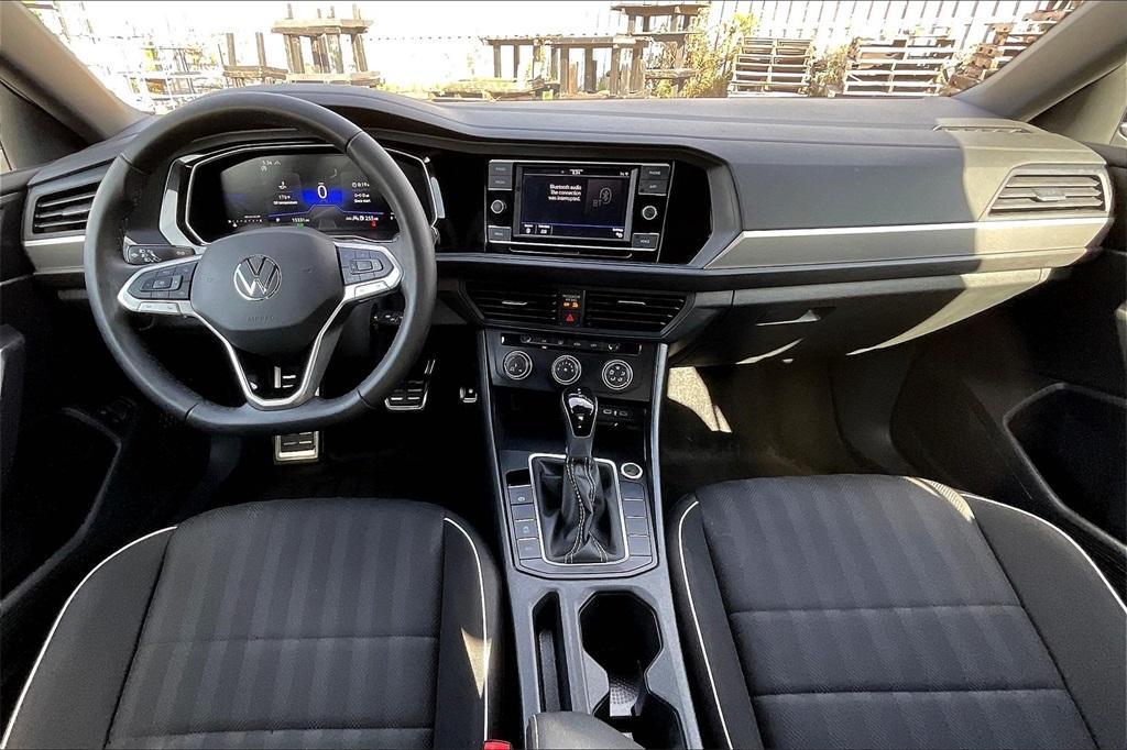 used 2024 Volkswagen Jetta car, priced at $20,653