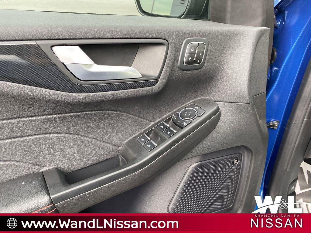 used 2023 Ford Escape car, priced at $29,073