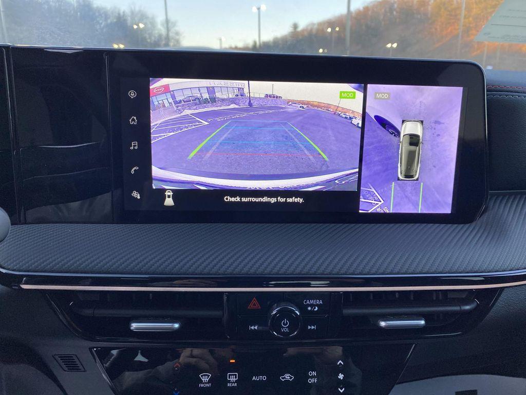 new 2025 Nissan Kicks car, priced at $29,147