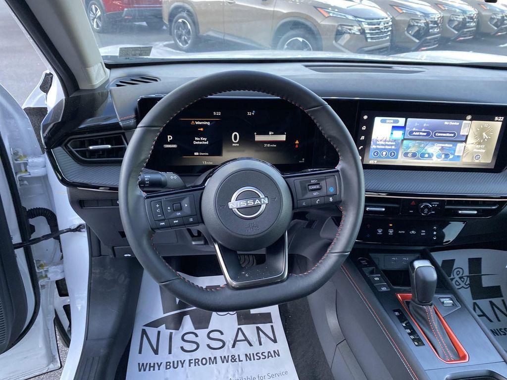 new 2025 Nissan Kicks car, priced at $29,147