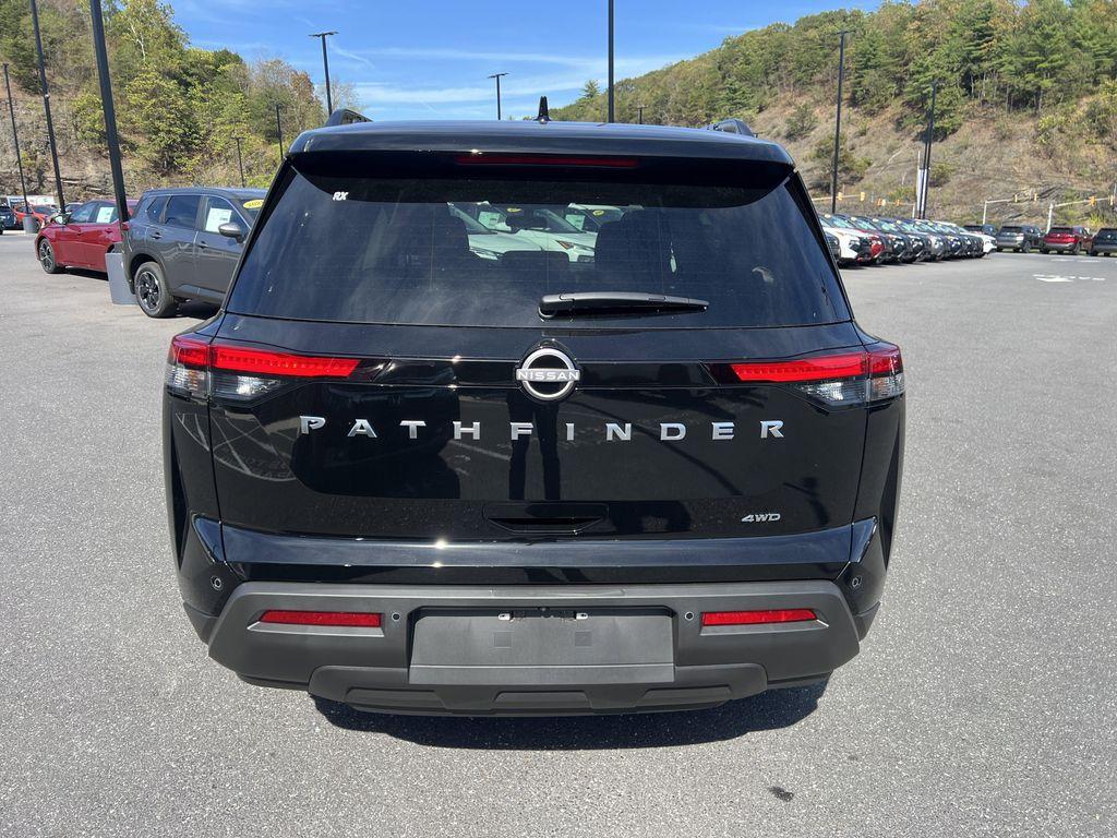 new 2025 Nissan Pathfinder car, priced at $41,506