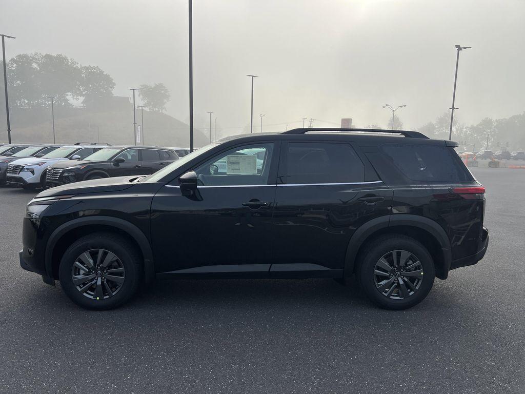 new 2025 Nissan Pathfinder car, priced at $41,185