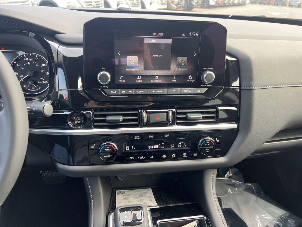 new 2025 Nissan Pathfinder car, priced at $41,185