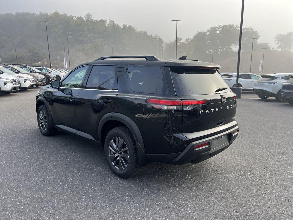 new 2025 Nissan Pathfinder car, priced at $41,185