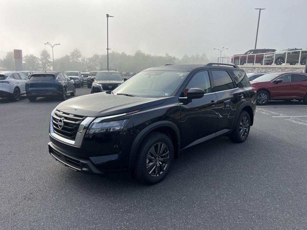 new 2025 Nissan Pathfinder car, priced at $41,185