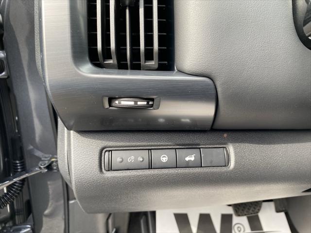 new 2025 Nissan Pathfinder car, priced at $44,913