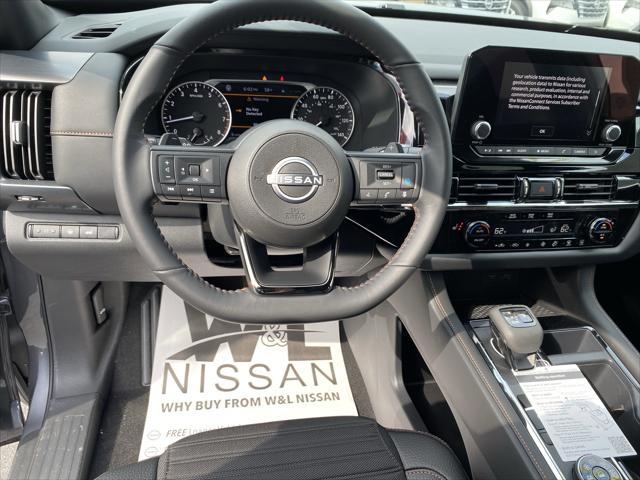 new 2025 Nissan Pathfinder car, priced at $44,913