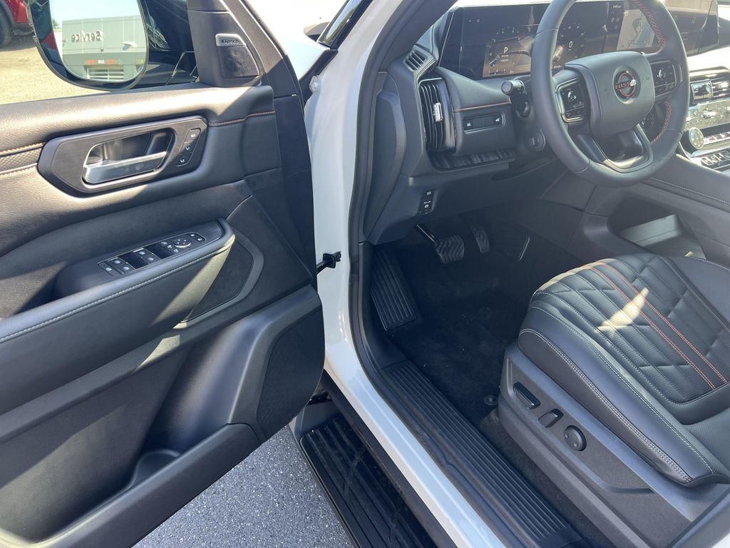 new 2025 Nissan Armada car, priced at $73,329