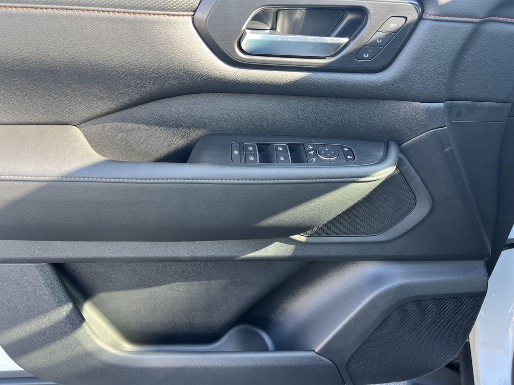 new 2025 Nissan Armada car, priced at $73,329