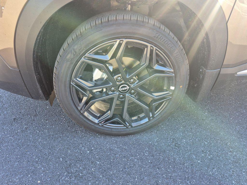 new 2026 Nissan Kicks car, priced at $30,584