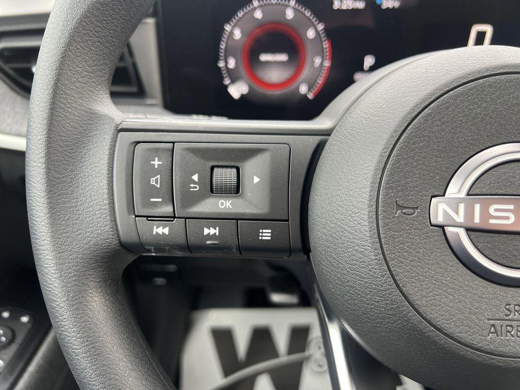 new 2025 Nissan Kicks car, priced at $24,929