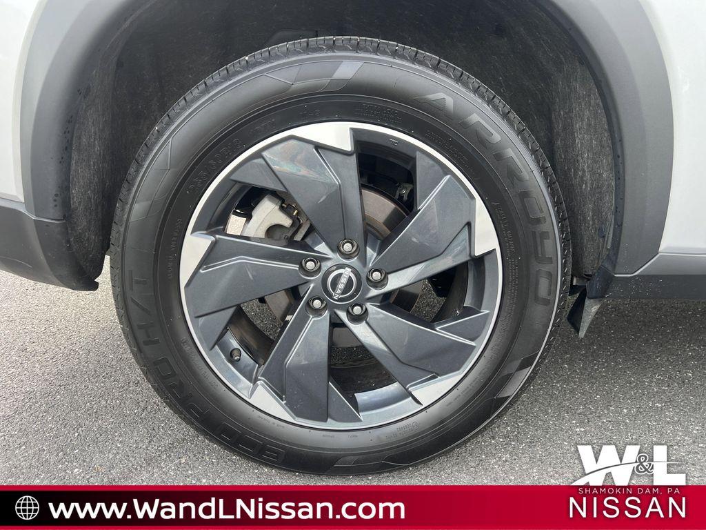 used 2024 Nissan Rogue car, priced at $25,870
