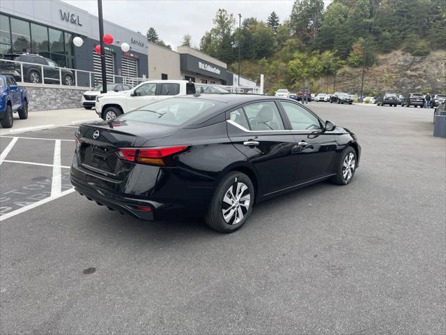 new 2025 Nissan Altima car, priced at $27,431