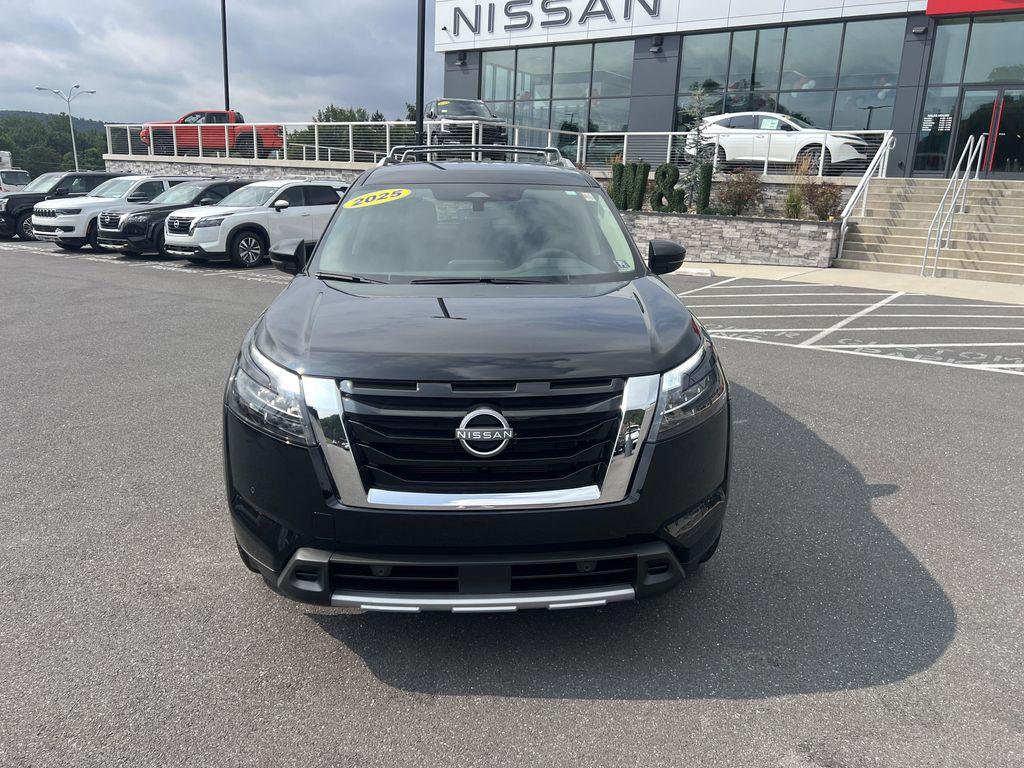 new 2025 Nissan Pathfinder car, priced at $43,807