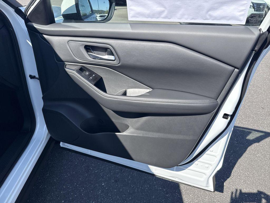 new 2026 Nissan Rogue car, priced at $33,252