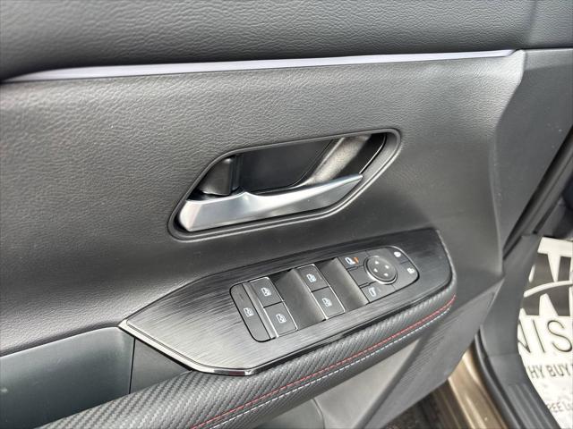 new 2025 Nissan Kicks car, priced at $29,266