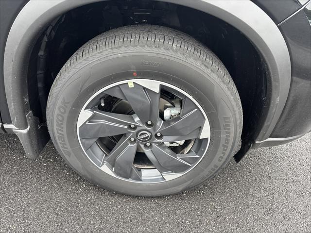 new 2025 Nissan Rogue car, priced at $37,090