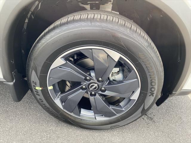 new 2025 Nissan Rogue car, priced at $32,356