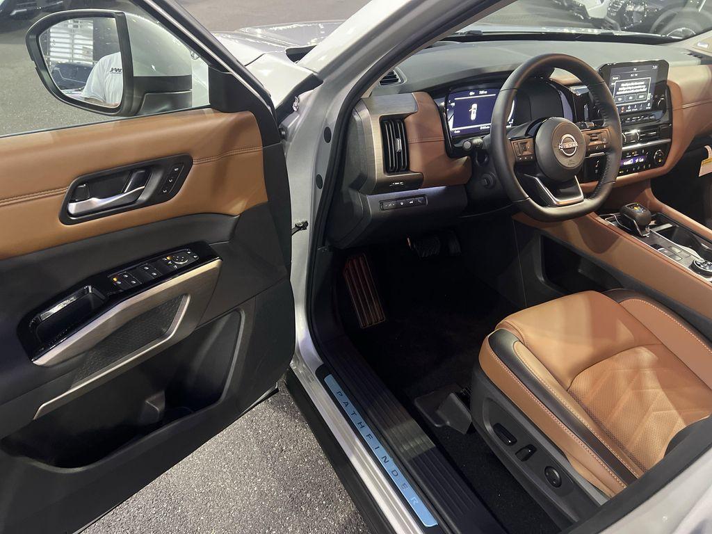 new 2025 Nissan Pathfinder car, priced at $51,047