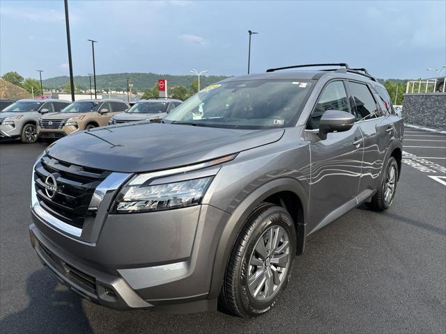 new 2024 Nissan Pathfinder car, priced at $42,016