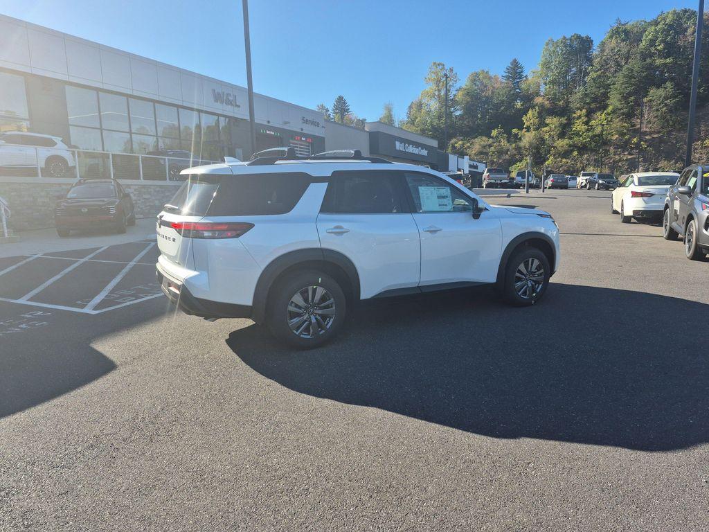 new 2025 Nissan Pathfinder car, priced at $42,279
