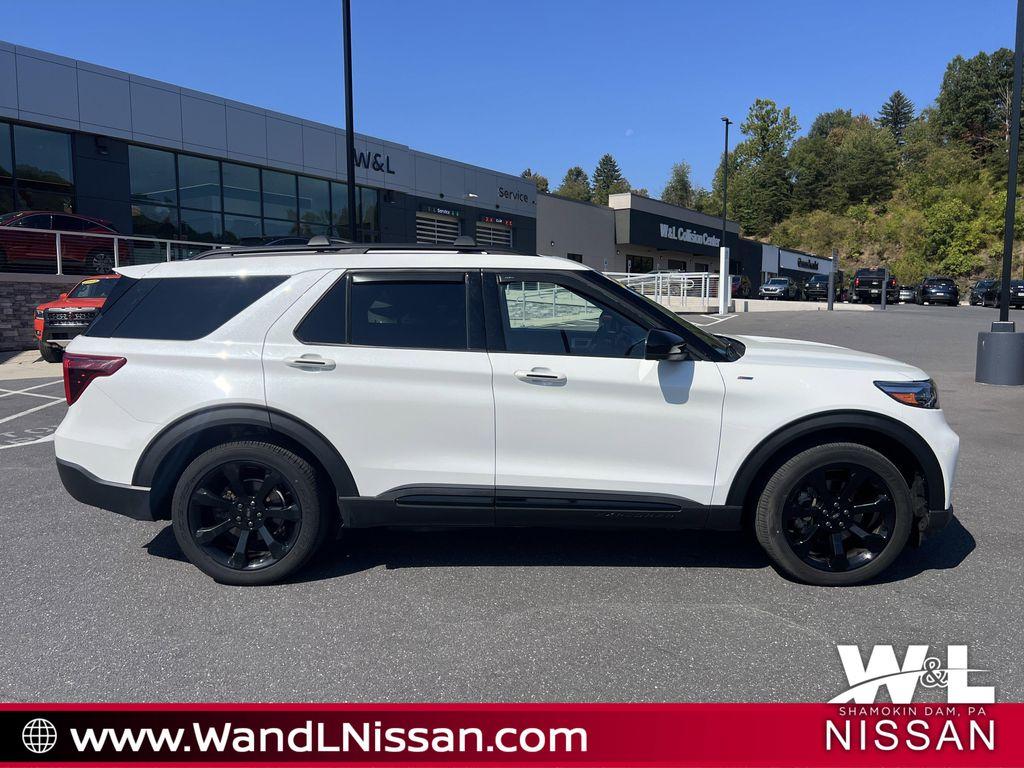 used 2022 Ford Explorer car, priced at $33,536