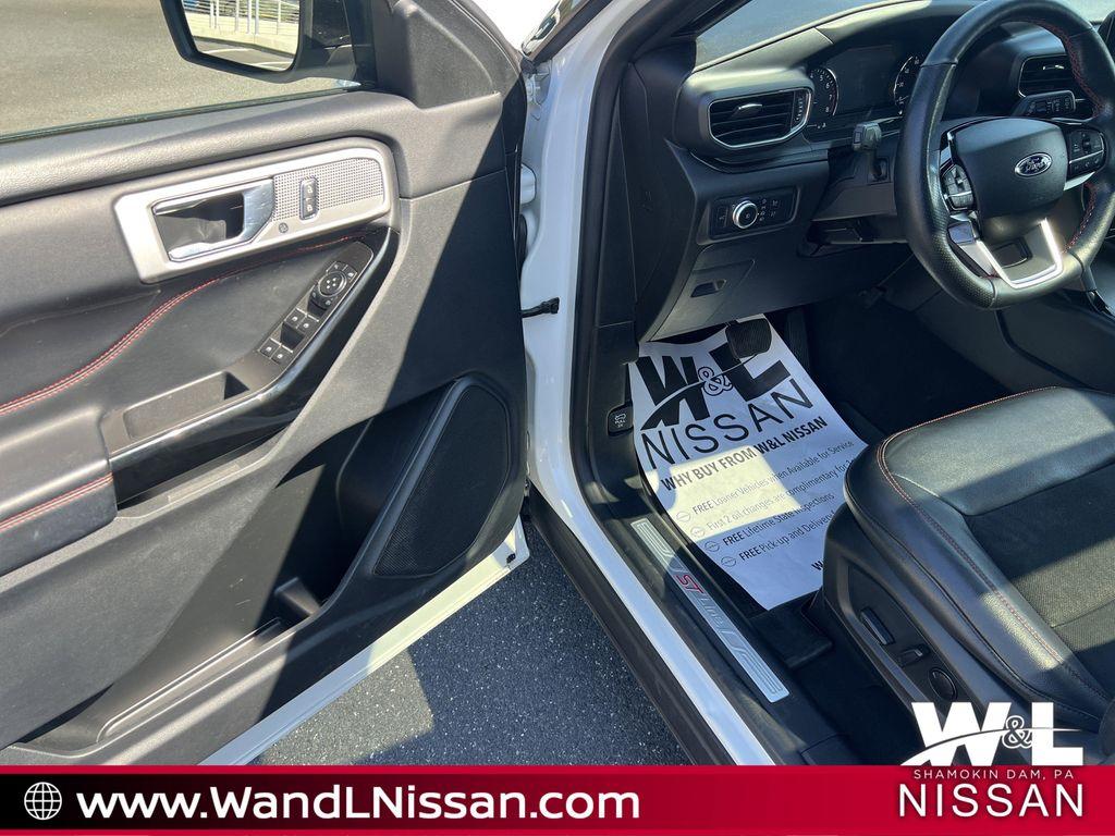 used 2022 Ford Explorer car, priced at $33,536