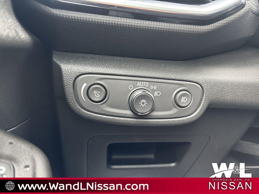 used 2022 Chevrolet TrailBlazer car, priced at $21,054