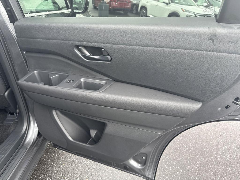 new 2025 Nissan Pathfinder car, priced at $41,617