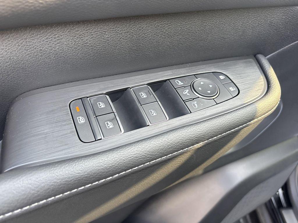 new 2025 Nissan Armada car, priced at $78,872