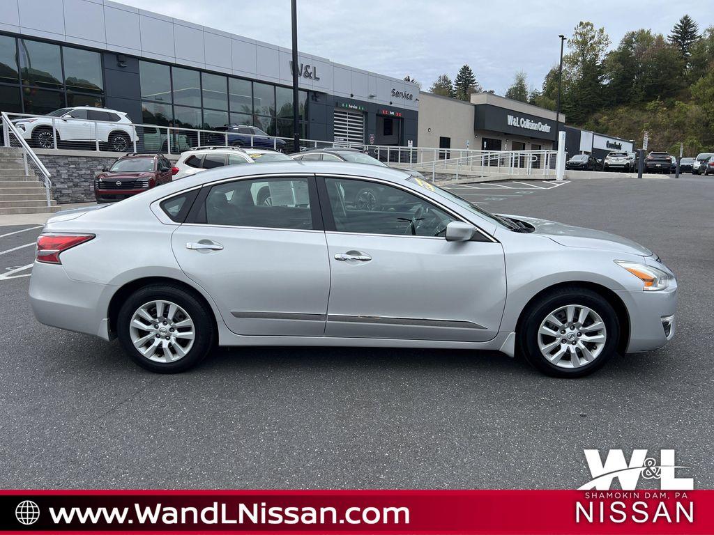 used 2015 Nissan Altima car