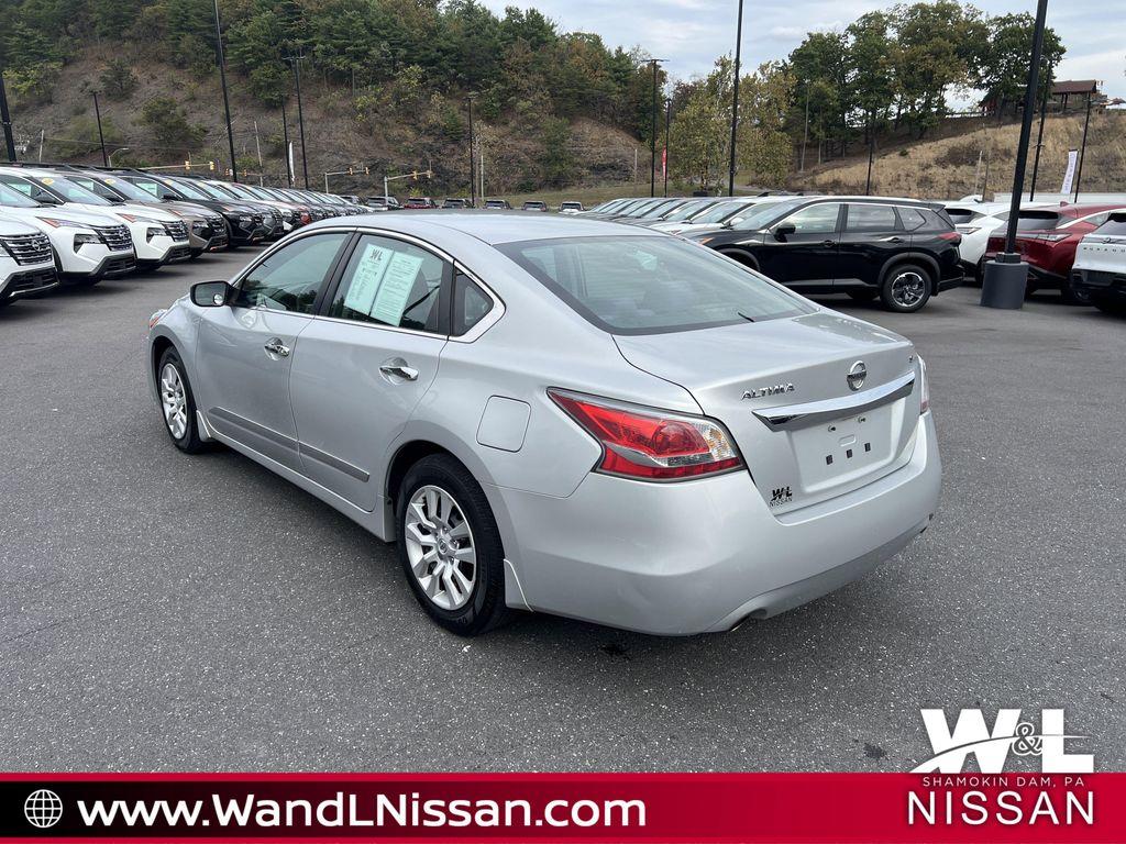 used 2015 Nissan Altima car