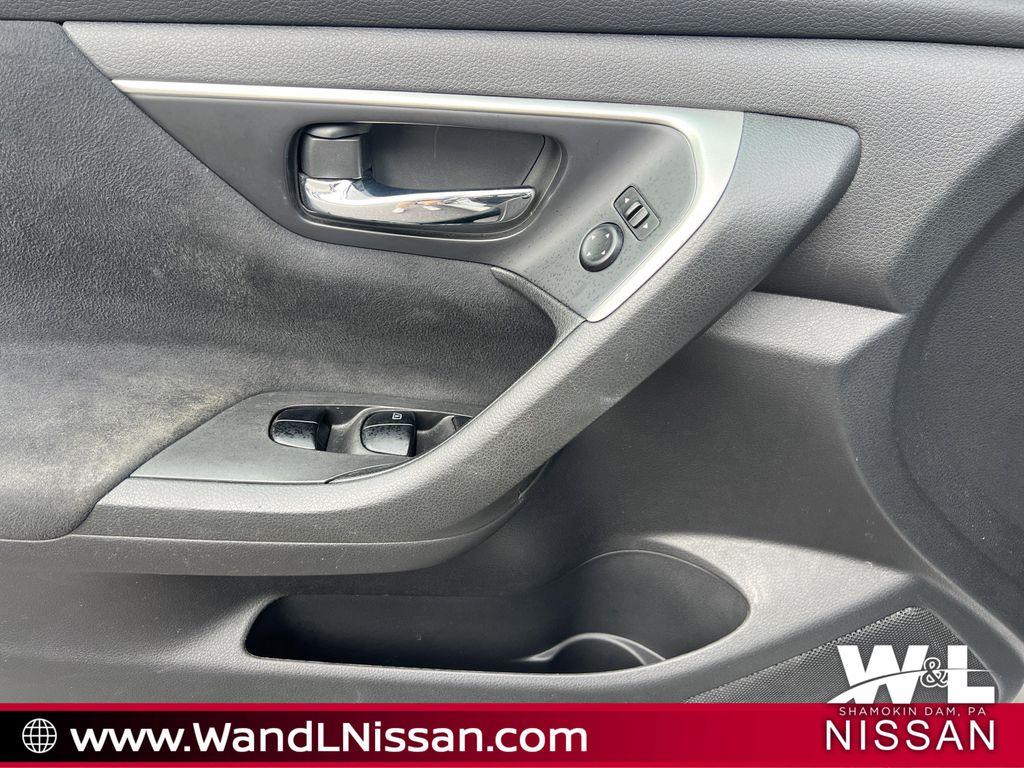 used 2015 Nissan Altima car