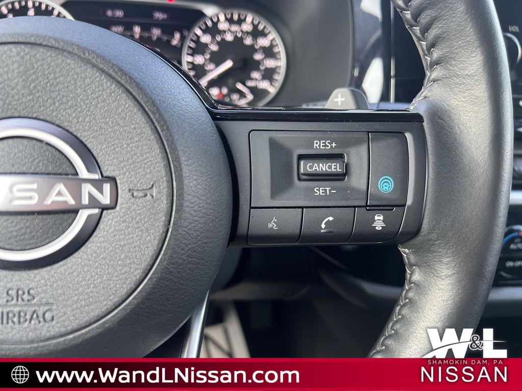 used 2023 Nissan Pathfinder car, priced at $35,726
