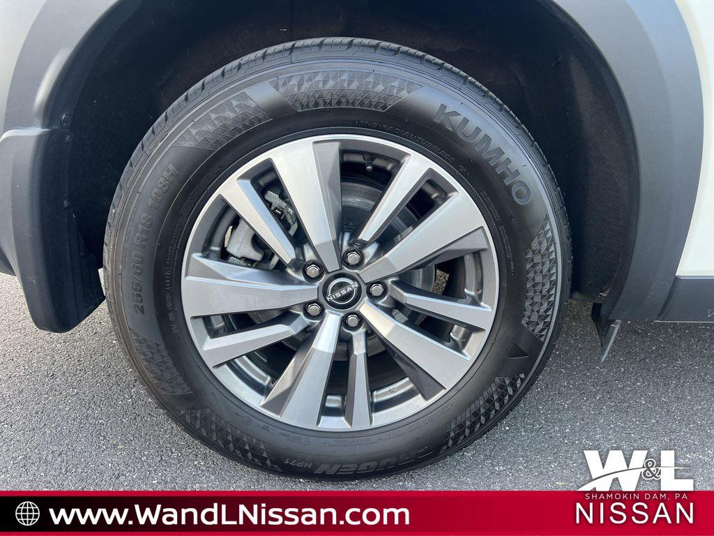 used 2023 Nissan Pathfinder car, priced at $35,726