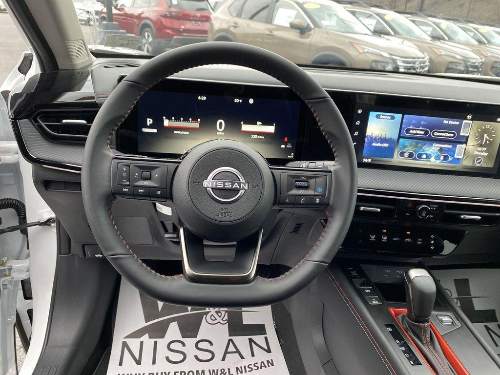 new 2025 Nissan Kicks car, priced at $29,147