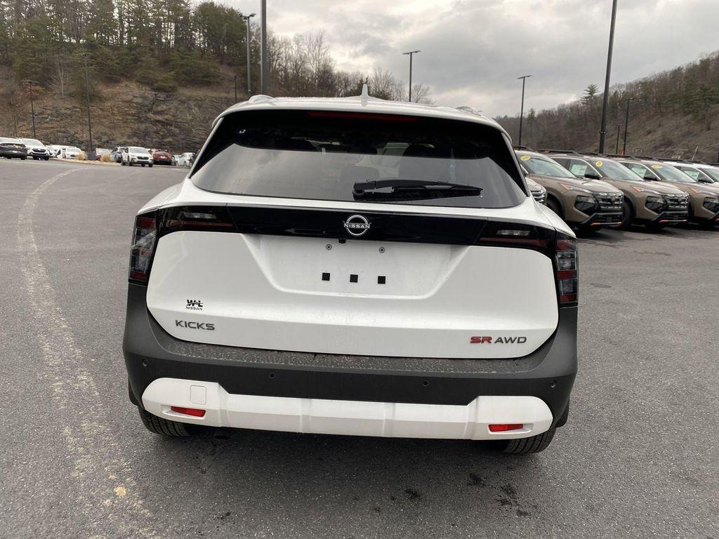 new 2025 Nissan Kicks car, priced at $29,147