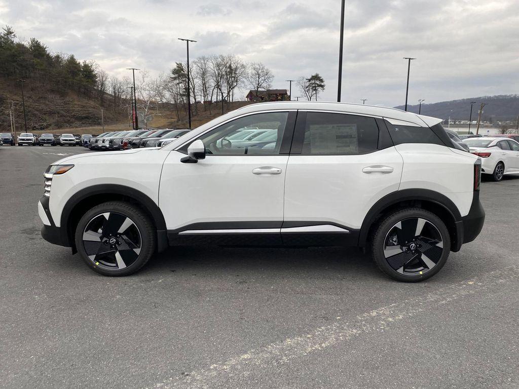 new 2025 Nissan Kicks car, priced at $29,147
