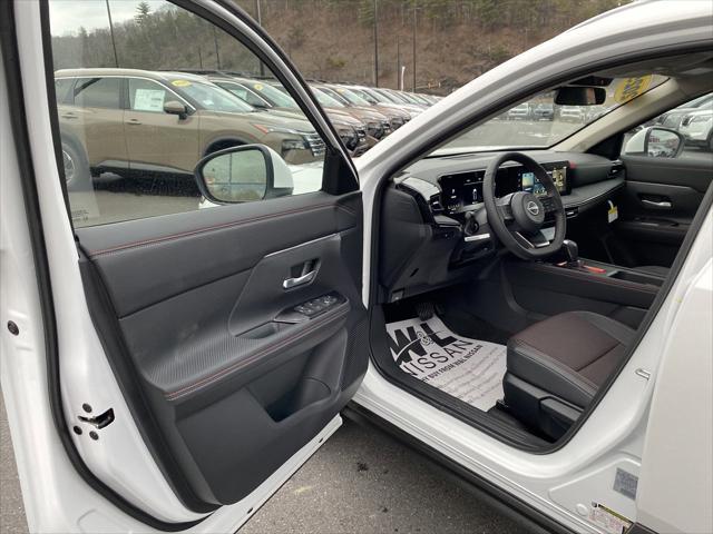 new 2025 Nissan Kicks car, priced at $29,647
