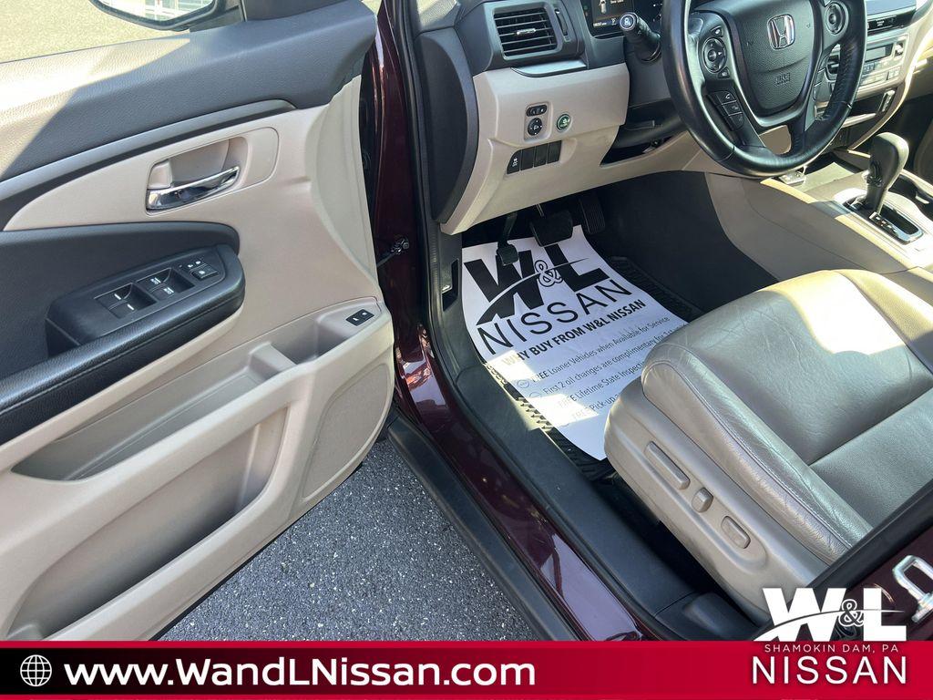 used 2016 Honda Pilot car, priced at $19,376