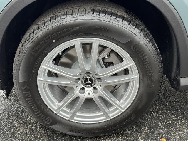 new 2026 Mercedes-Benz GLC 300 car, priced at $54,555