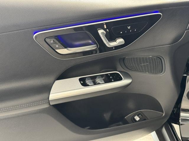 new 2025 Mercedes-Benz GLC 350e car, priced at $63,650